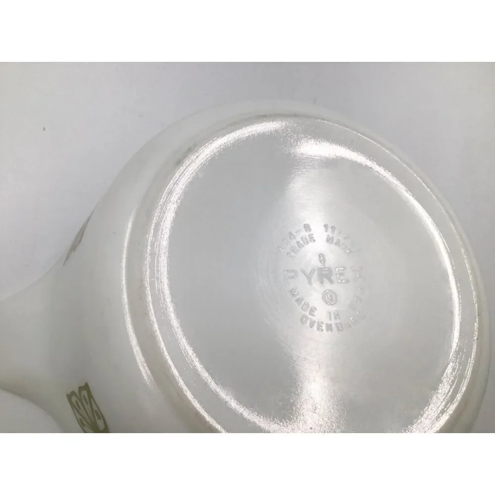 Pyrex Verde Square Green Flowers 1 1/2 qt 474B Casserole Dish Vtg‎